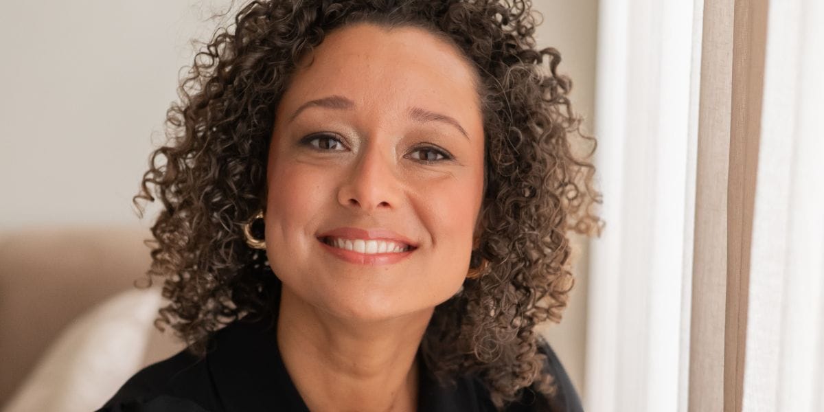 Susanne Quartel, trauma-informed holistisch psychosociaal therapeut en trainer, Holi Me